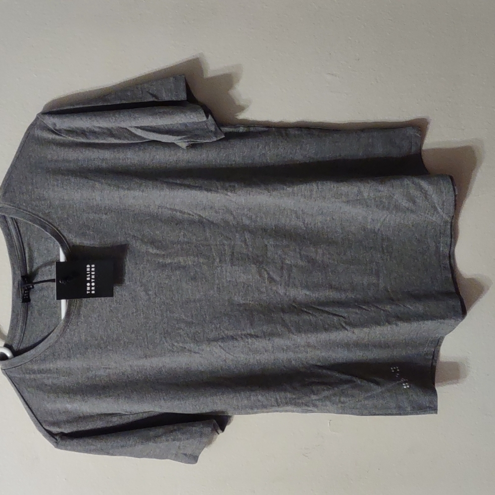 Short sleeve grey tee by two blind brothers